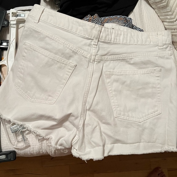 Top Shop Moto Mom Cut Offs - Picture 3 of 5